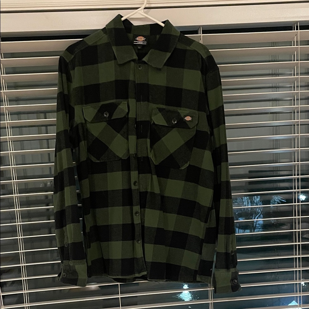 Dickies Forest Green and Black Checkered Shirt (worn once)